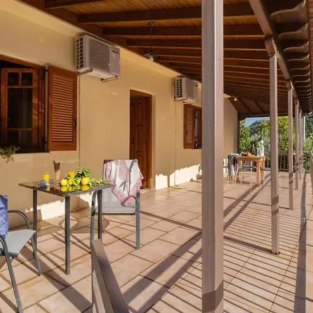 Krinos 1 Apartment