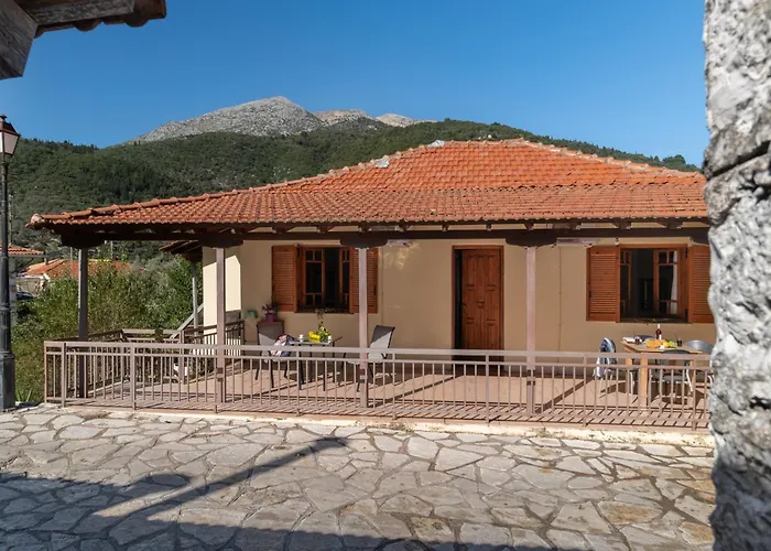 Krinos 1 Lägenhet Charadhiatika