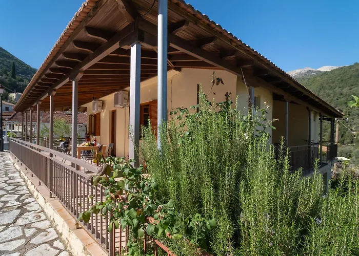 Krinos 1 Lägenhet Charadhiatika